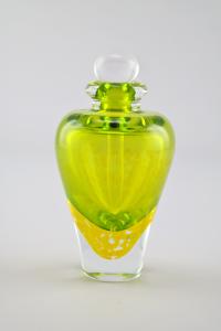 Perfume/Round Lime by Laurie Thal